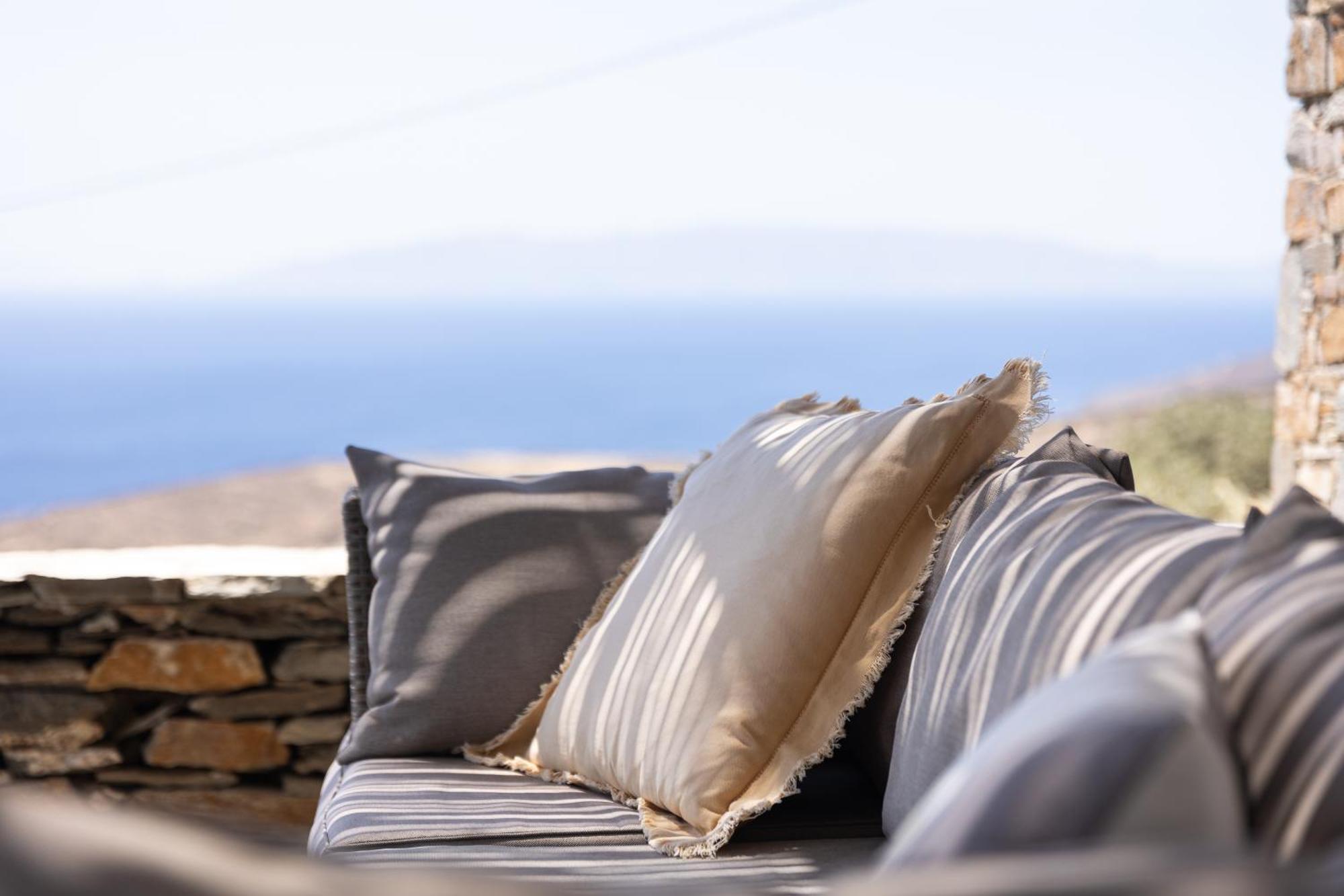 Avra House Kythnos Villa Exterior photo